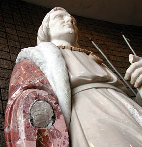 Columbus Statue