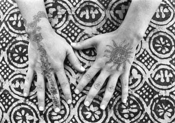 Henna Hands